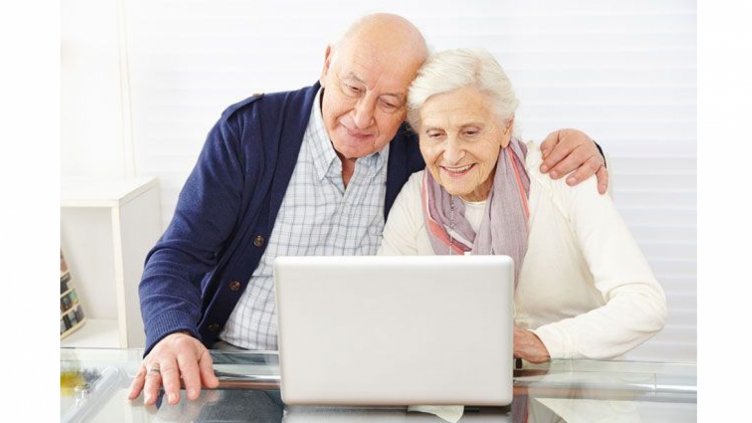 Пускат безплатен интернет в пенсионерските клубове във Варна