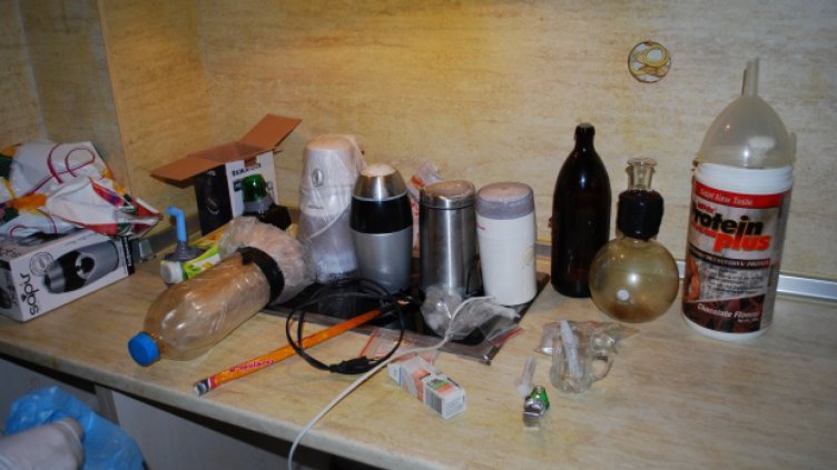 Минилаборатория за дрога откриха полицаи от Несебър