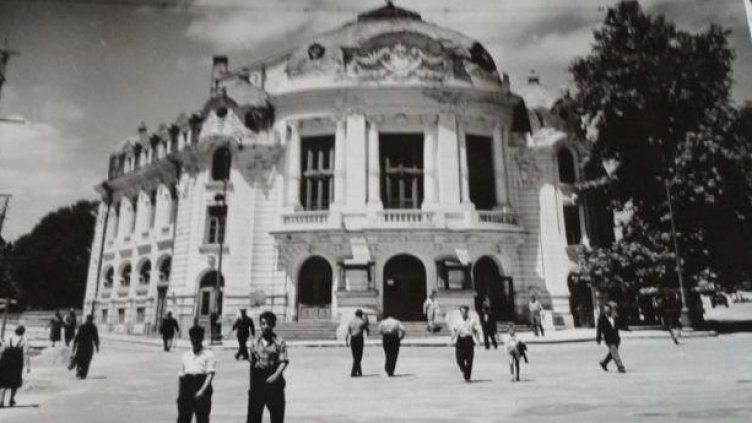 Днес празнува Варненската опера