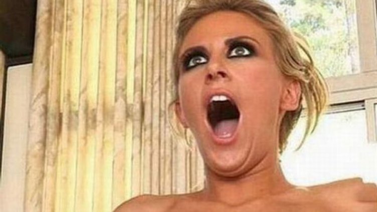 По скайп: Зарибяват нашенки за участие в немско порно