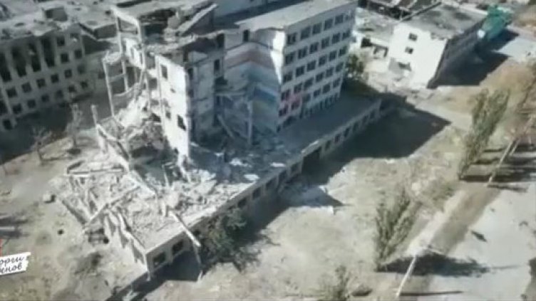 Русия завладя Донецка област