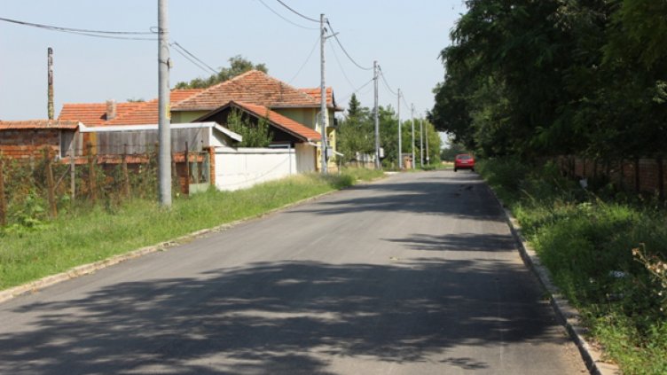 Пиян разля газ за горене, заплашва деца на улицата