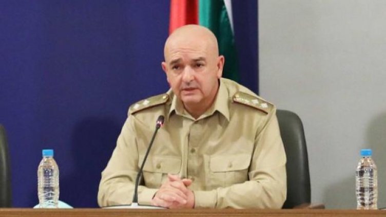 Мутафчийски: Можем да ваксинираме над 100 000 души до април