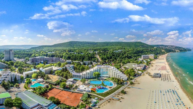 Резервациите за България се отпушват. Кои страни се престрашиха?