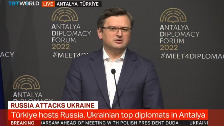 Кулеба: Киев не възнамерява да спазва изискванията на Русия (ВИДЕО)