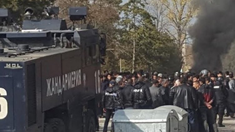 Осъдиха афганистанците, вдигнали бунт в лагера в Харманли