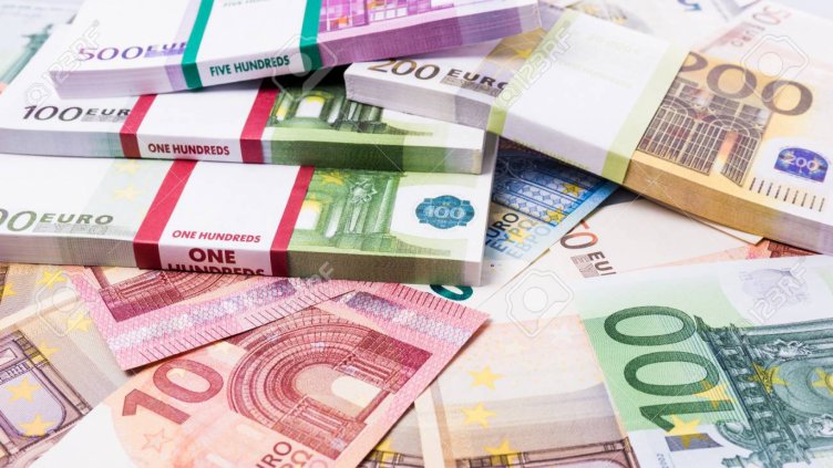 Разследват международна група за финансови измами за около 100 млн. евро
