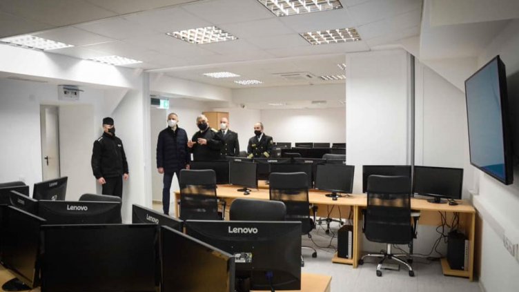 Модерен център по киберсигурност във ВВМУ ще подготвя кадри за ВМС и националната сигурност