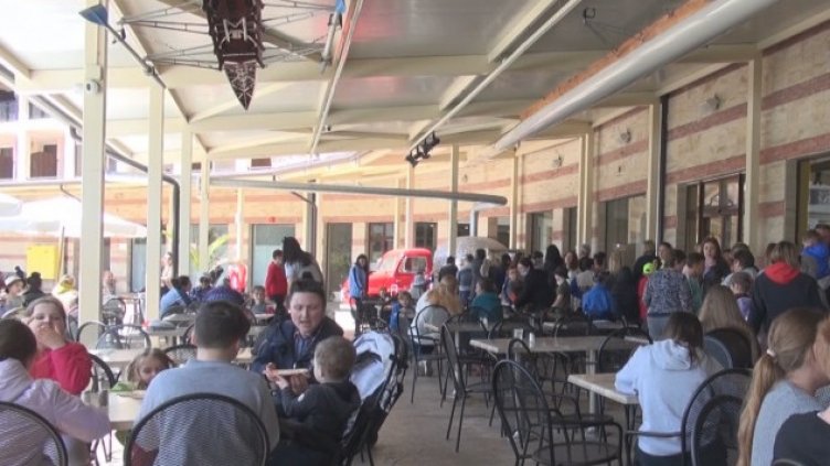 Нито един бежанец не си е тръгнал от Варна, от вчера