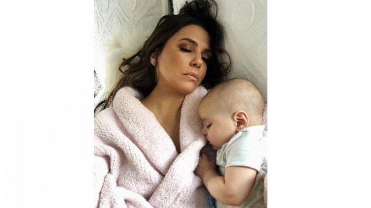 Ева Лонгория влиза във фитнес залата: Дадох на тялото си време!