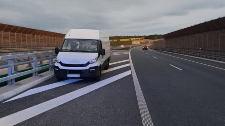 Наш Ганьо кара в насрещното в Полша. 8 години може да търка нара