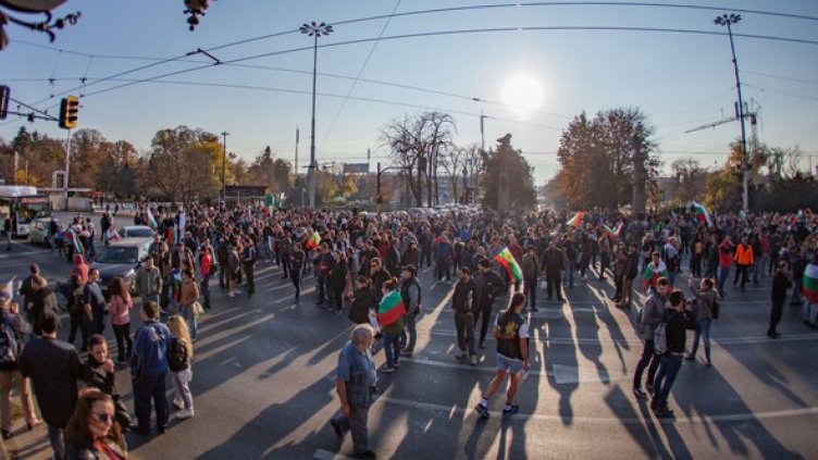 Новата вълна протести &ndash; дежавю или нещо съвсем ново