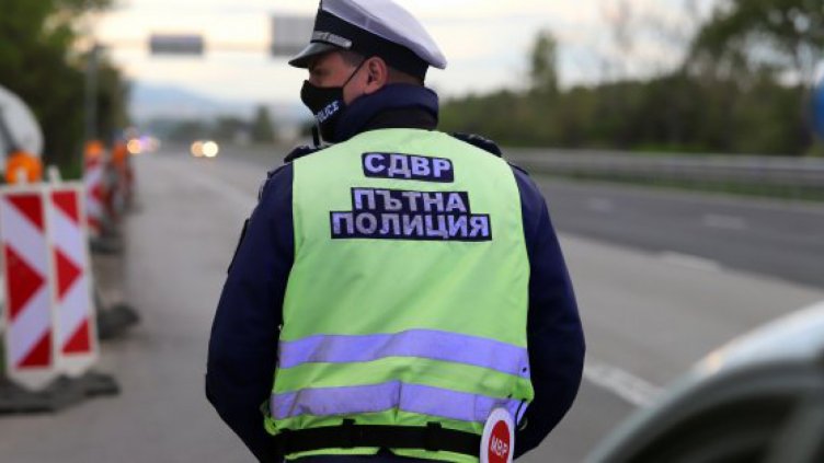 Повдигат три обвинения на водач след гонка с полицията в Бургас