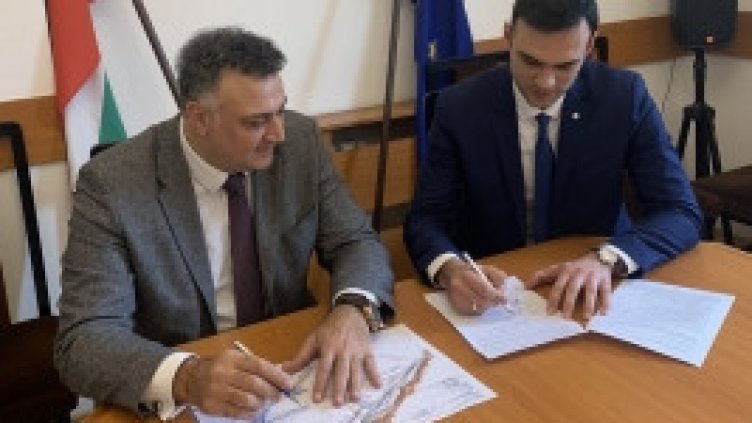 Свъзват Бяла и Обзор с пешеходна алея