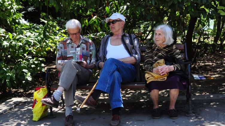 Коледни добавки за пенсионерите