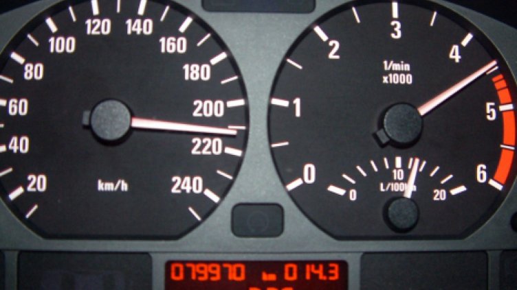 Конфискуват автомобил за превишена скорост