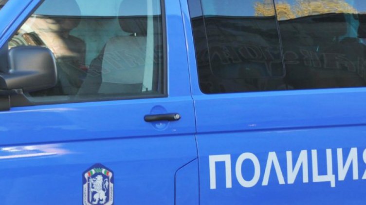 Екшън в Попово: Двама обраха игрална зала