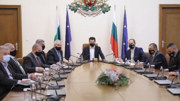 Какво реши МС днес: Отпусна милиони за училища и градини