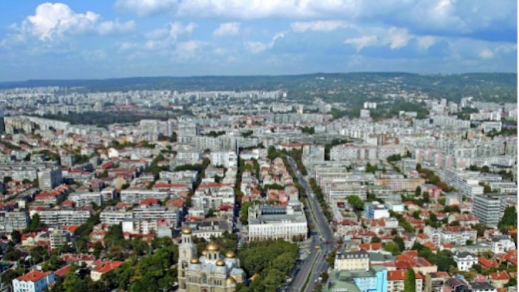 Над Варна ще има променлива облачност