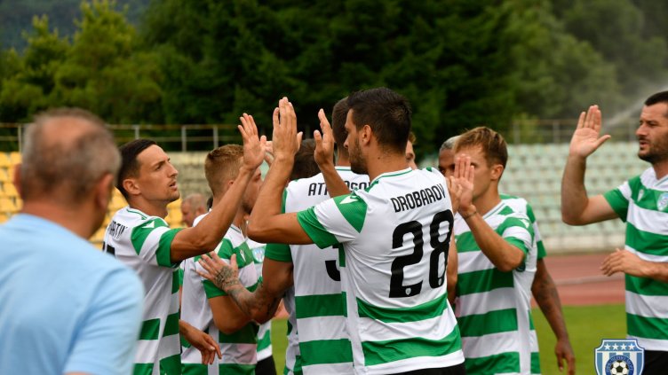 Черно море играе две контроли в сряда