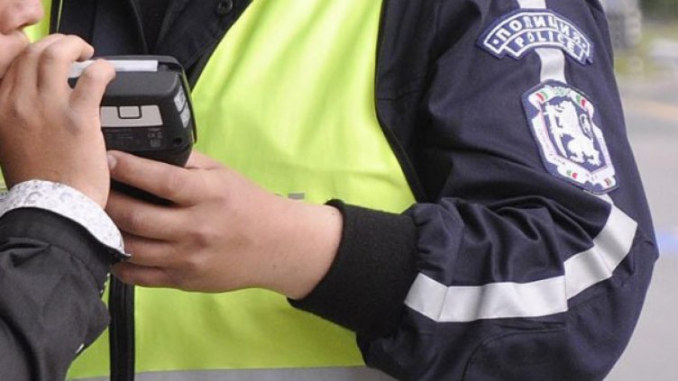 Мъртвопиян се качи зад волана, катастрофира с 4,31‰