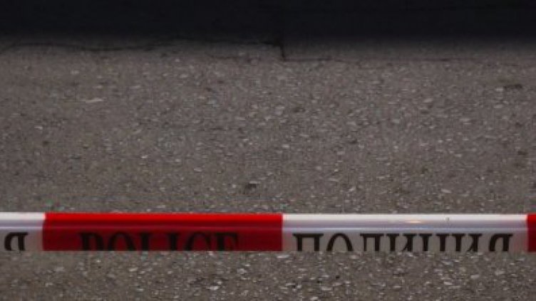 Откриха мъртви майка и син в Хасково, самоубили се