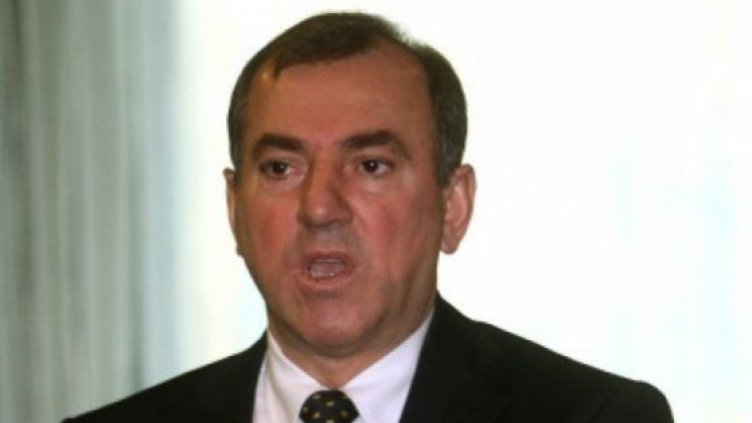 Въоръжени нахлуха в дома на бивш финансов министър 