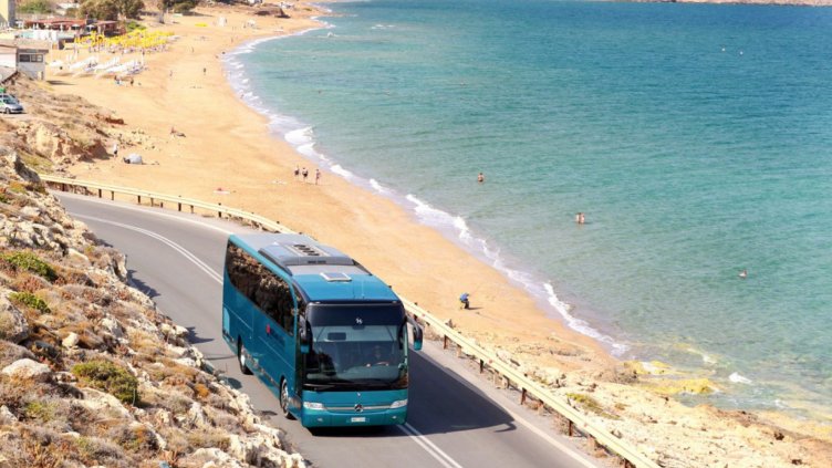 12 зодии тръгват за морето. Какво ли се случва? Вижте!