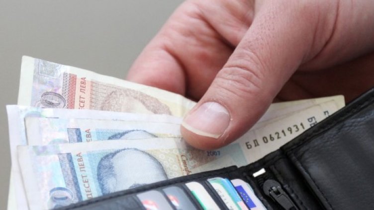 Обмислят ново увеличение на минималната заплата
