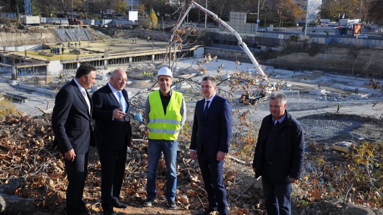 Красен Кралев: През последните 25 години няма построен нов стадион