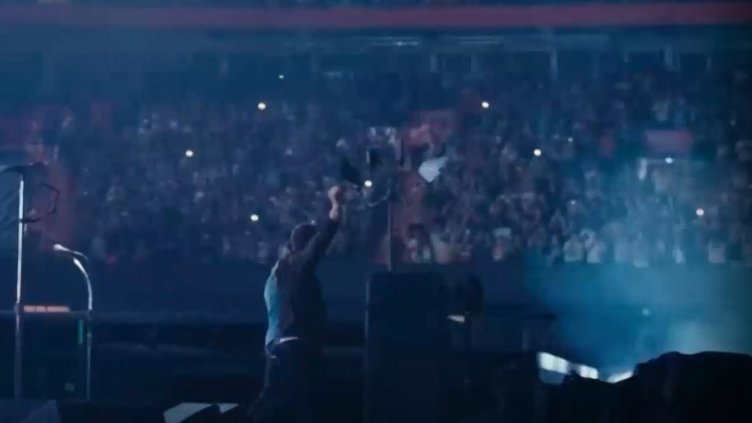 След 16-годишна пауза: "Оейзис" изнесе първия си концерт