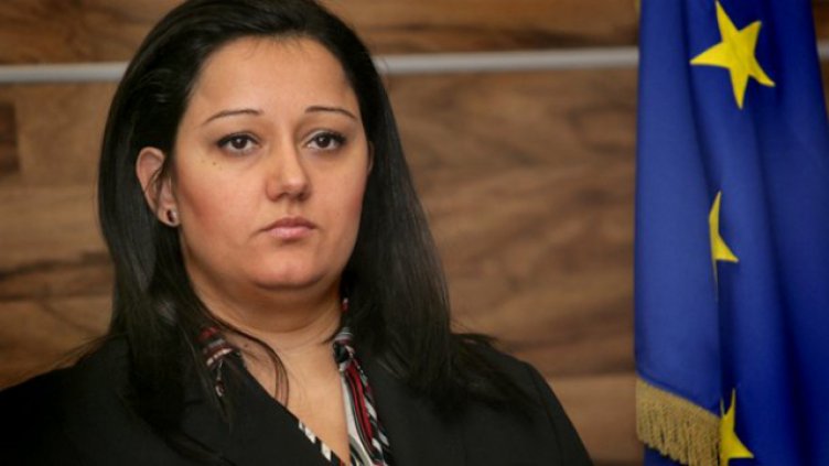 Лиляна Павлова: Ще спираме неподготвените за зимата чужди камиони