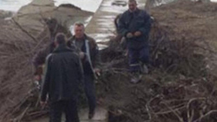 Бракониери бият с риба инспектори край Струма