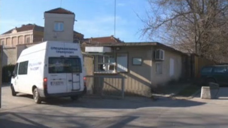 И варненските надзиратели скачат! Искат по-високи заплати (ВИДЕО)