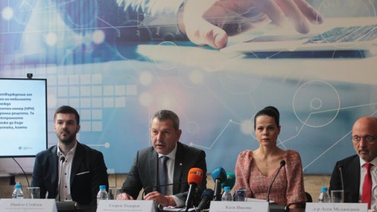 Докторите ще могат да издават бели рецепти и през мобилно приложение