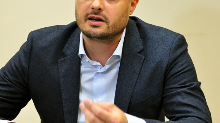 Бареков иска да станем народна република