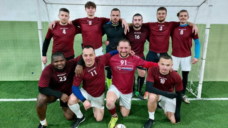 Победи за фаворитите в АМФЛ - Варна