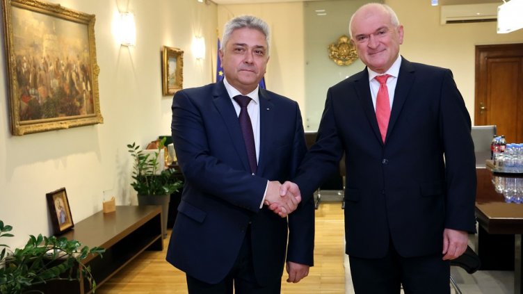 Главчев прие поста министър на външните работи