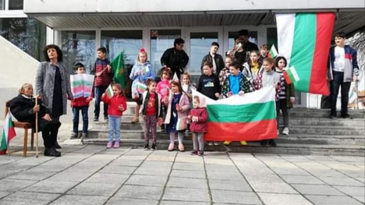 В село Звездица почетоха паметта на загиналите за свободата на България