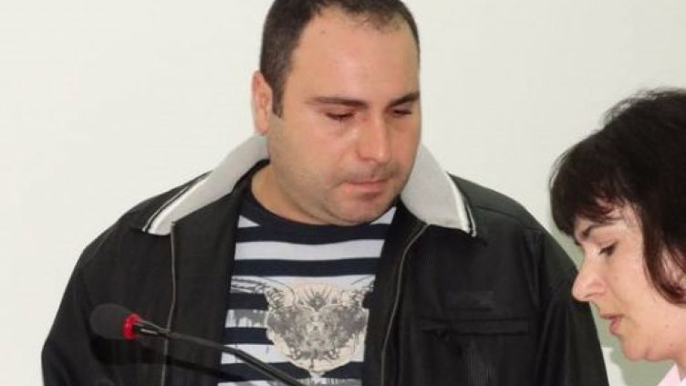 6500 лева обезщетение за разсечено с брадва куче