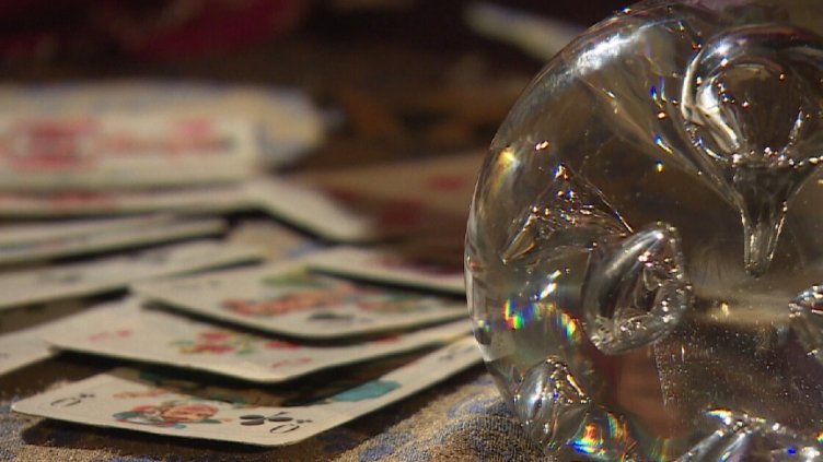 Заляха с киселина гадателка