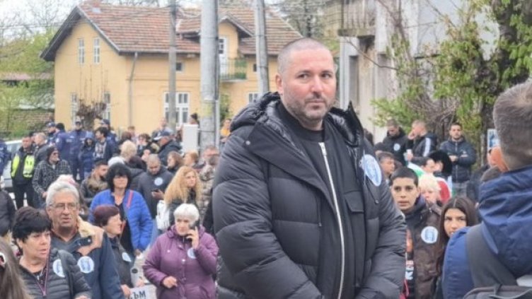 Бащата на Сияна: Не може за смърт на пътя да има условна присъда