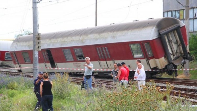 Йовчев доволен от комуникацията при влаковия инцидент
