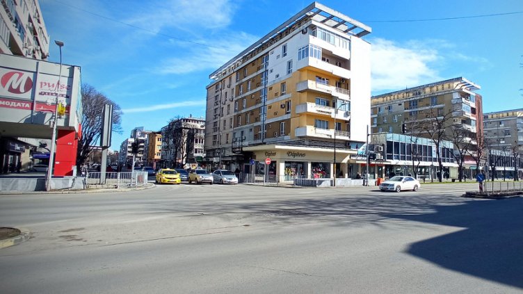 Предлагат поставяне на нова пешеходна пътека във Варна