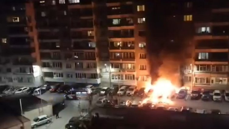 Коли горяха нощес във Варна (ВИДЕО)