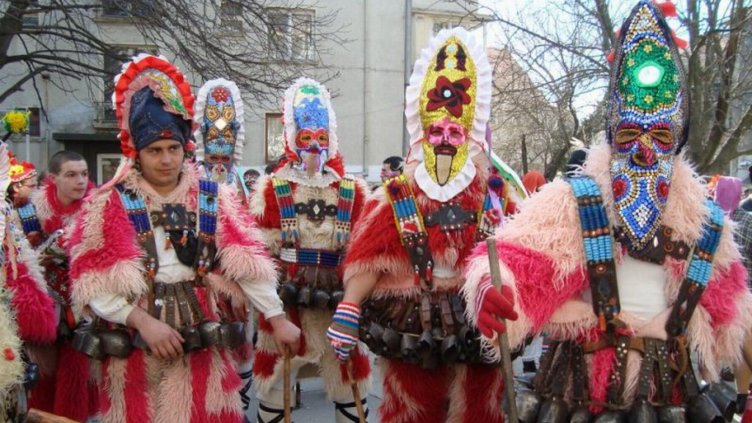 Традиционен кукерски празник се състоя в сливенското село Глушник