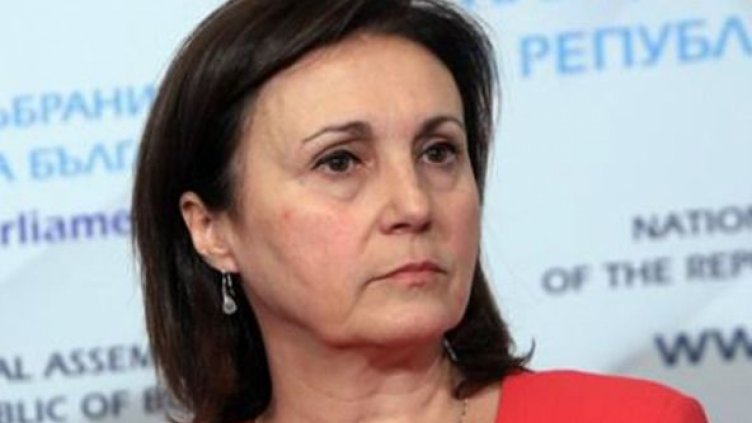 Министър Румяна Бъчварова в Гърмен: Тук съм, за да ви чуя!