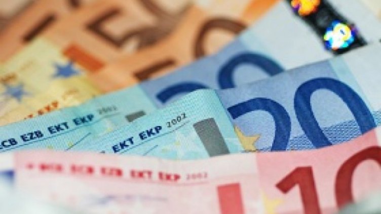 Испания все още плаща висока пенсия на полицаи от режима на Франко