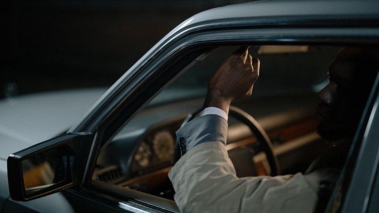 Драконовски глоби в Гърция за ползване на телефон зад волана 