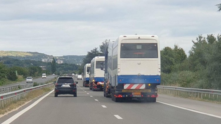 Първите 5 електробуси пристигнаха във Варна (СНИМКИ)